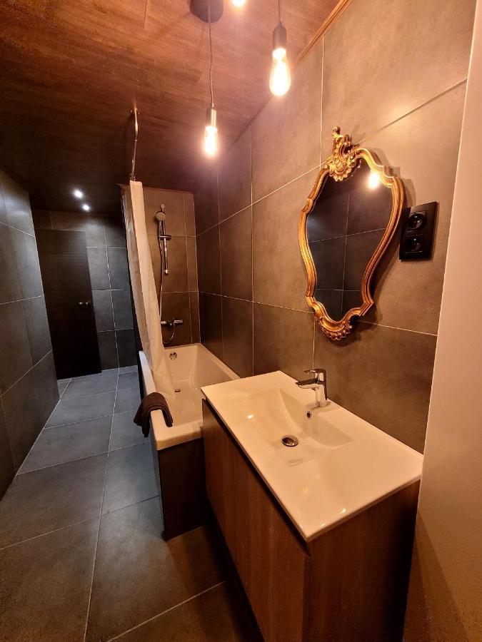 Chez Claude Appartement Cozy Climatise Pour 4 Personnes Tout Confort Ath Exterior photo